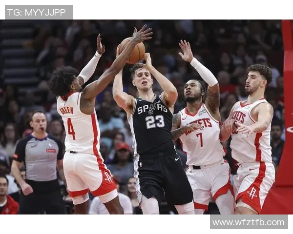 2004年NBA季后赛回顾马刺与火箭的激烈对决与精彩瞬间分析