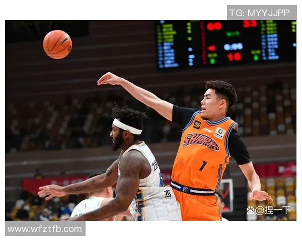 2012年CBA青岛队与北京队激战回顾精彩瞬间与赛场传奇