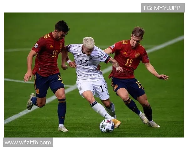 2012年欧洲杯意大利与德国激战回顾精彩瞬间与战术分析